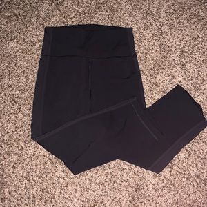 Lululemon leggings!